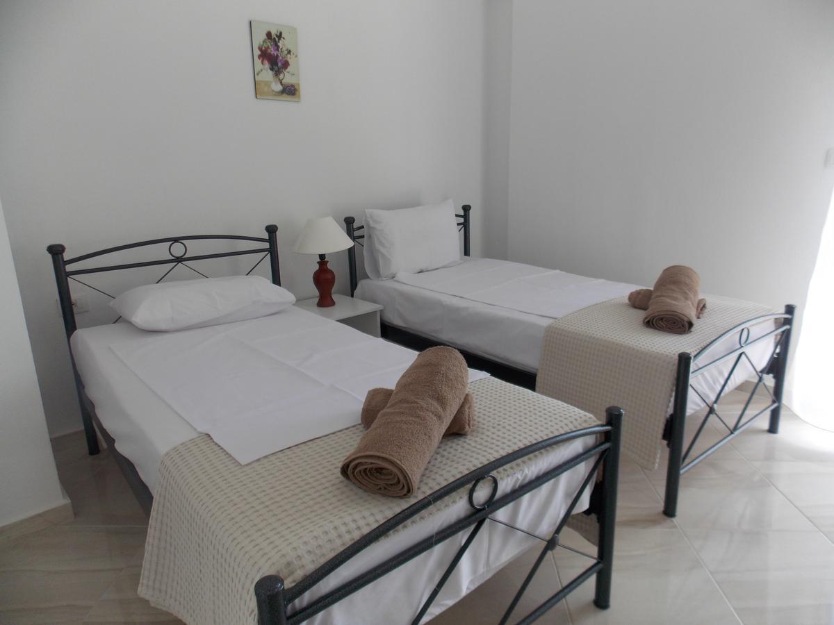 Zeta'S Apartments ซารานเดอ ภายนอก รูปภาพ