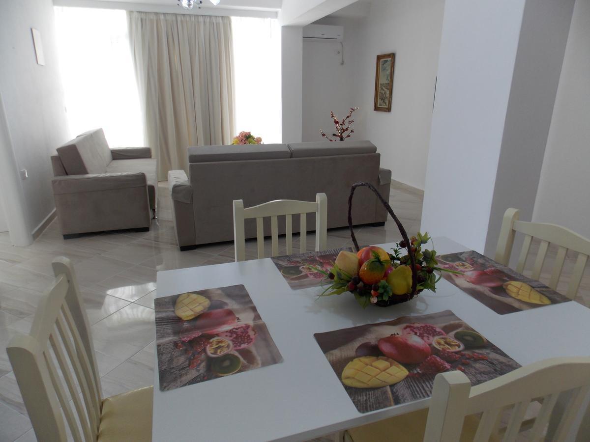 Zeta'S Apartments ซารานเดอ ภายนอก รูปภาพ