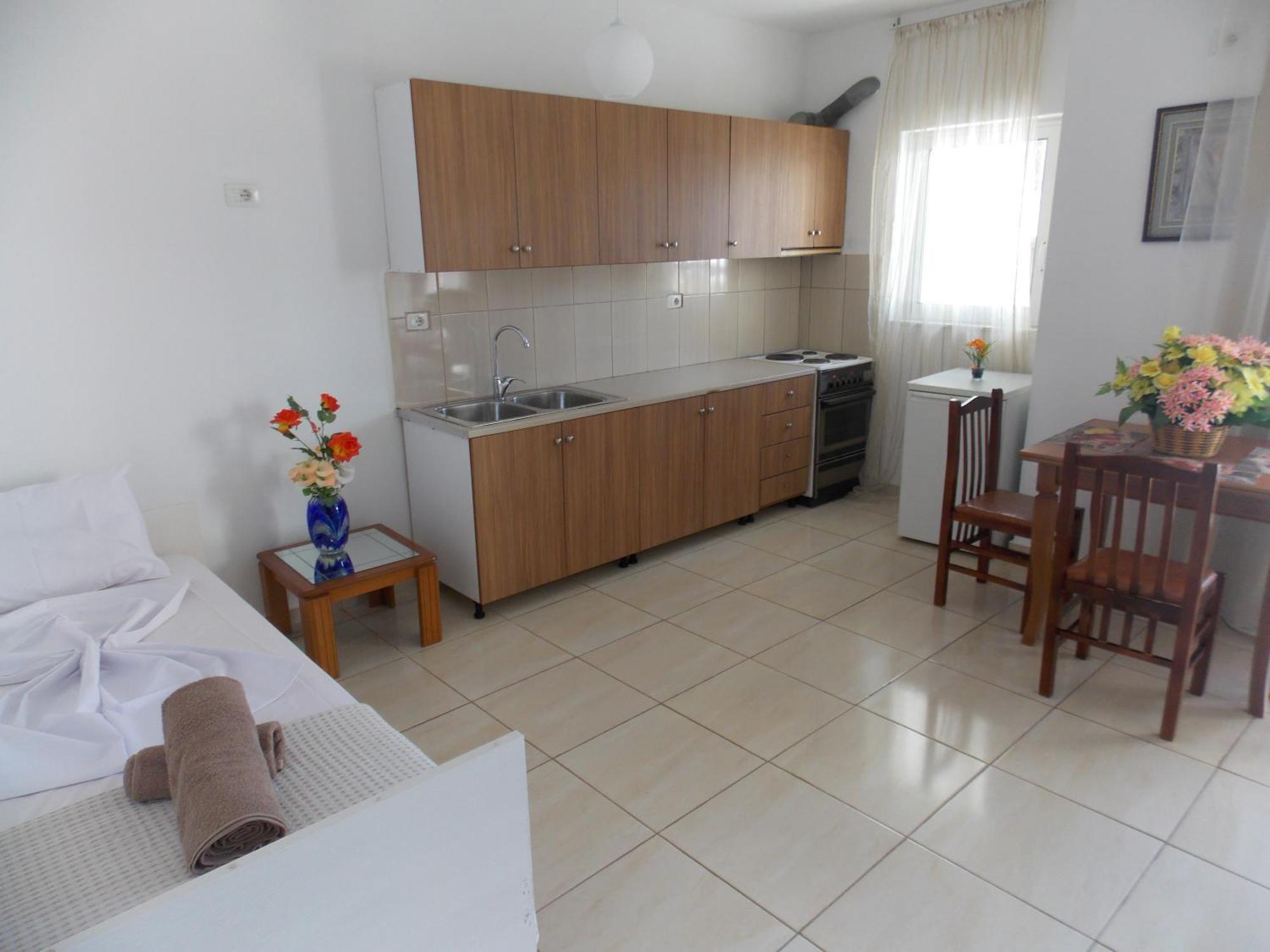 Zeta'S Apartments ซารานเดอ ภายนอก รูปภาพ