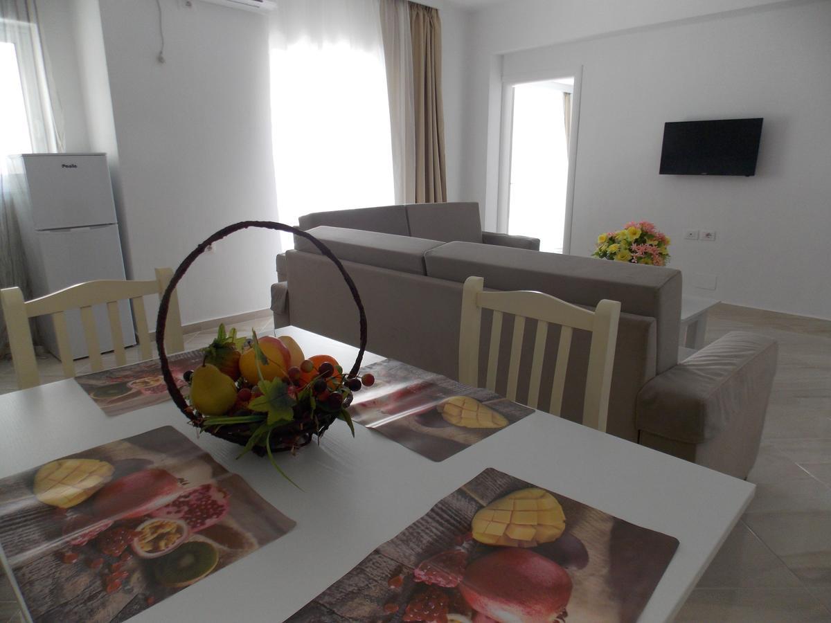 Zeta'S Apartments ซารานเดอ ภายนอก รูปภาพ